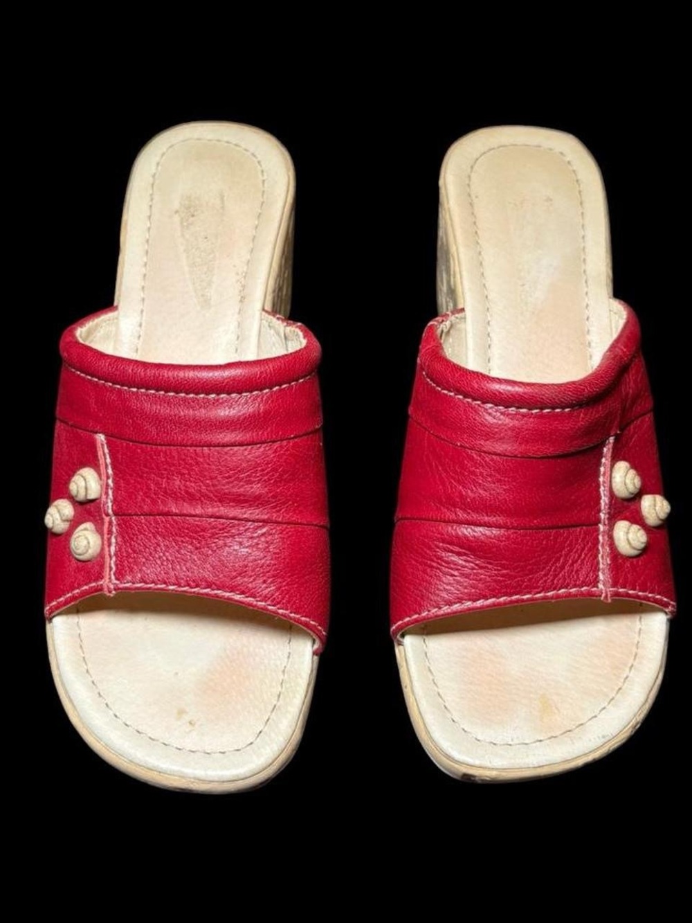 Women’s Red Slide Sandals with Shell Accent
